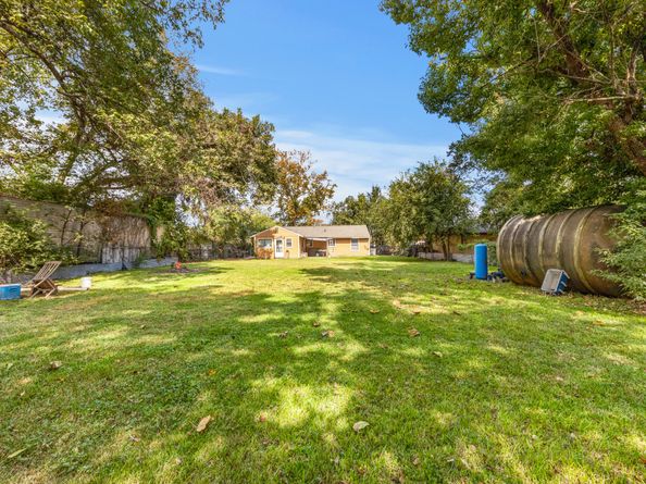 130 Airway Drive, Houston TX 77037