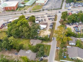 130 Airway Drive, Houston TX 77037