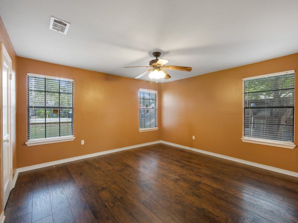 130 Airway Drive, Houston TX 77037