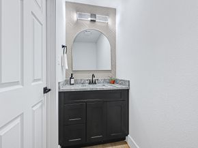 6726 Dumble Street A/B, Houston TX 77021
