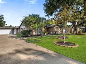 13530 knottinghill Drive, Sugar Land TX 77498