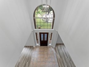 15019 Cozy Hollow Lane, Houston TX 77044