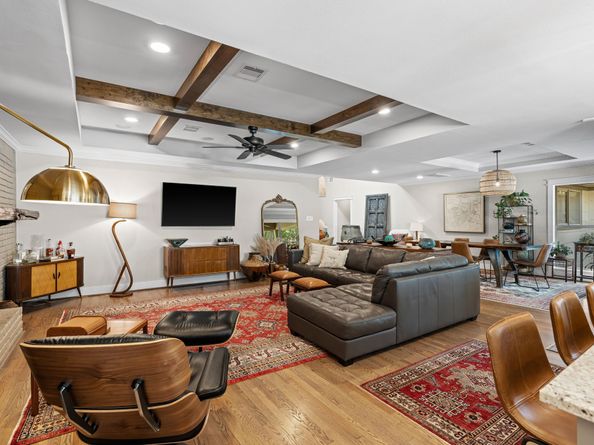 8010 Mullins Drive, Houston TX 77081