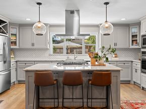 8010 Mullins Drive, Houston TX 77081