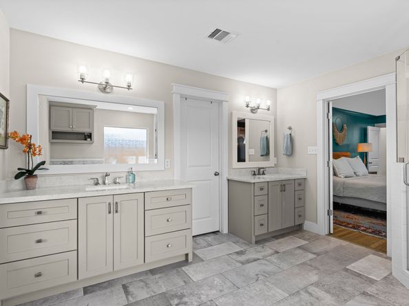 8010 Mullins Drive, Houston TX 77081