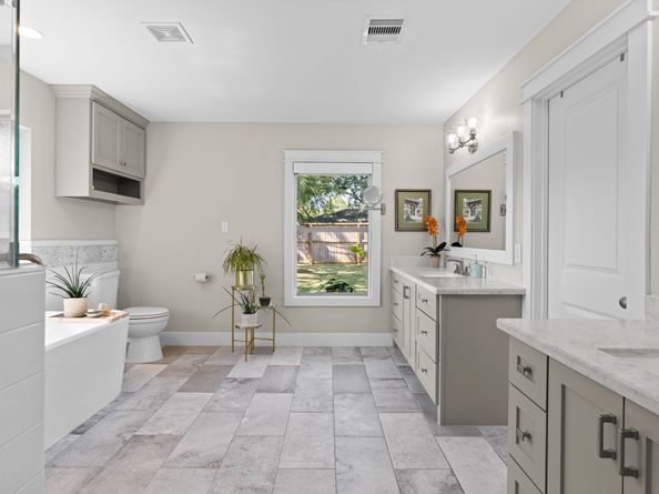 8010 Mullins Drive, Houston TX 77081