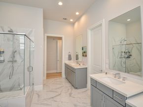 2419 W Kolbe Lane, Houston TX 77080