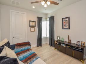 2419 W Kolbe Lane, Houston TX 77080