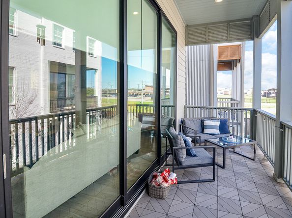 2419 W Kolbe Lane, Houston TX 77080