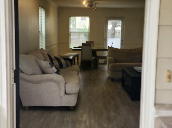 13230 Skyviewgreen Drive, Houston TX 77047