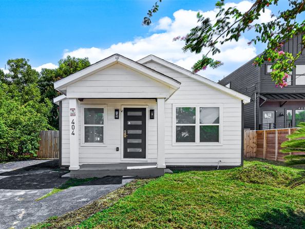 404 E 37th Street, Houston TX 77018