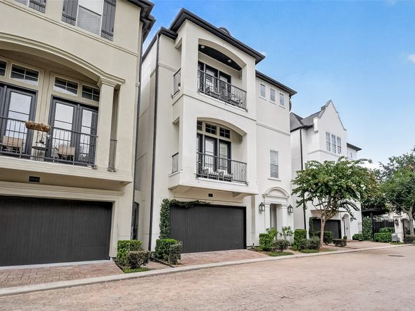 10929 Upland Park, Houston TX 77043
