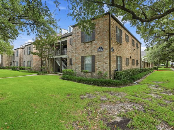 12973 Trail Hollow Drive 2973, Houston TX 77079