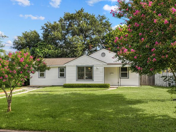 7515 Magnolia Street, Houston TX 77023