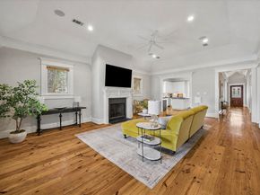 700 E 9th Street, Houston TX 77007
