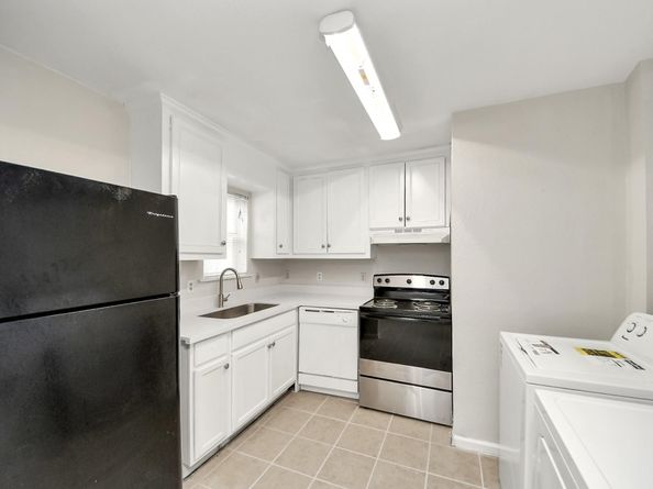 3910 Hoffman Street 1, Houston TX 77026