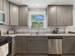 7717 Scanlock Street, Houston TX 77012