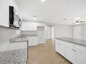 6403 Gainesville Street, Houston TX 77020