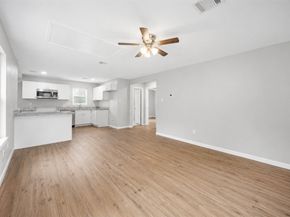 6403 Gainesville Street, Houston TX 77020