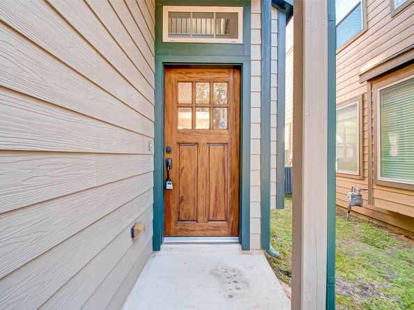 20 Cheswood Manor Court, The Woodlands TX 77382