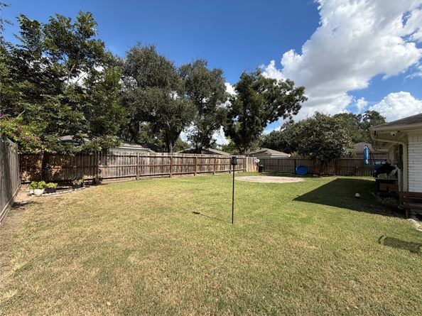 12323 Welland Drive, Houston TX 77031