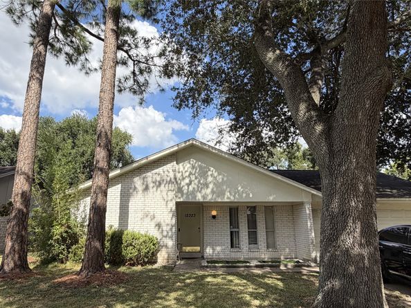 12323 Welland Drive, Houston TX 77031
