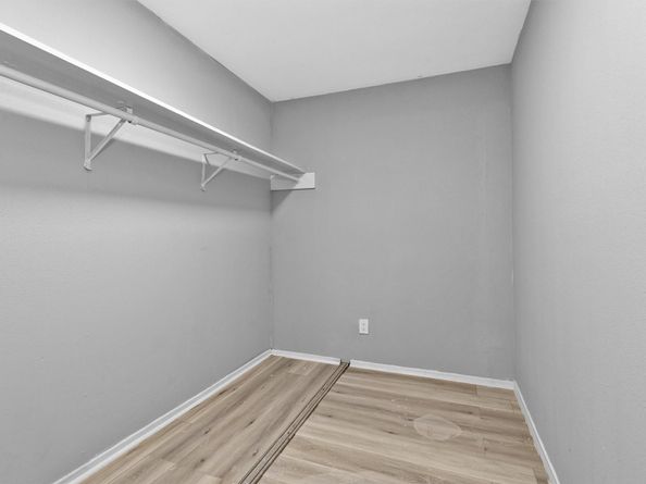 201 W Rosamond Street 41, Houston TX 77076
