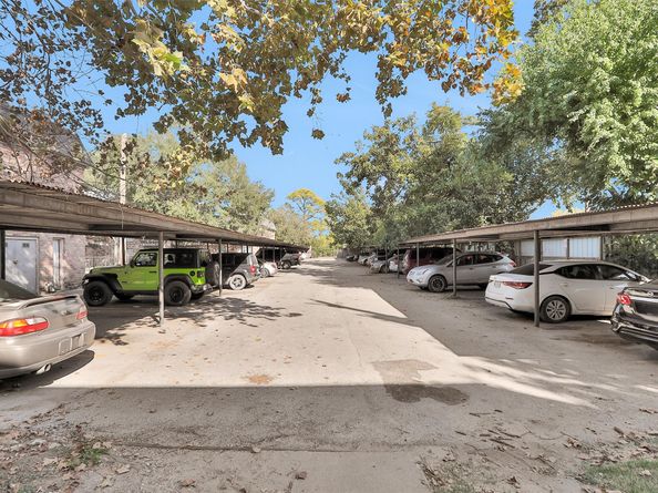 201 W Rosamond Street 41, Houston TX 77076