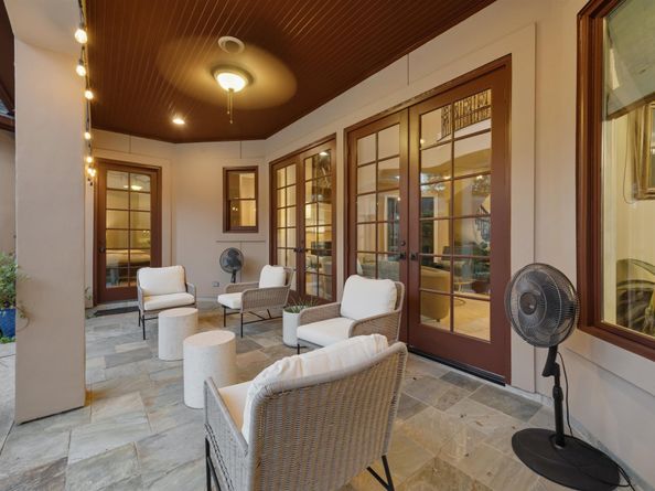 170 Plantation Road, Houston TX 77024