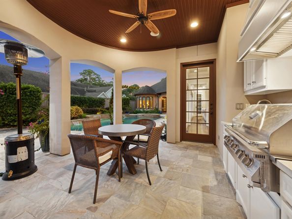 170 Plantation Road, Houston TX 77024