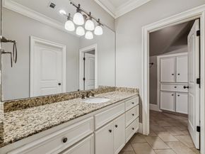 170 Plantation Road, Houston TX 77024