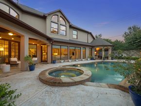 170 Plantation Road, Houston TX 77024