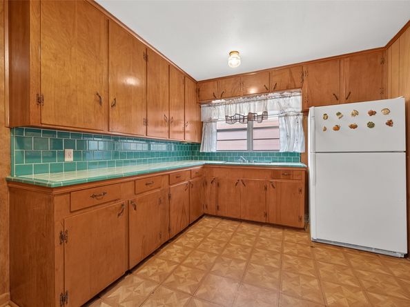 5658 Berry Creek Drive, Houston TX 77017