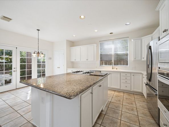 15 Redland Place, Spring TX 77382