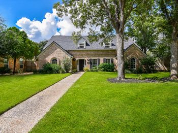 510 Walworten Court