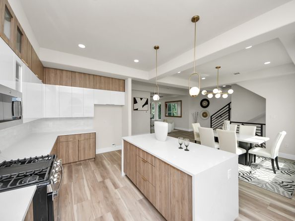 2016 Blodgett Street, Houston TX 77004
