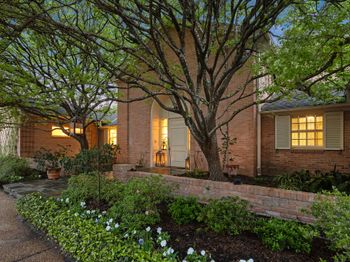 2005 Claremont Lane