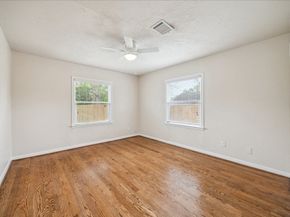 4502 Hain Street, Houston TX 77009