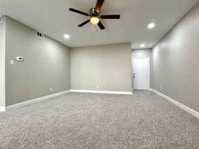 9707 Richmond Avenue 73, Houston TX 77042