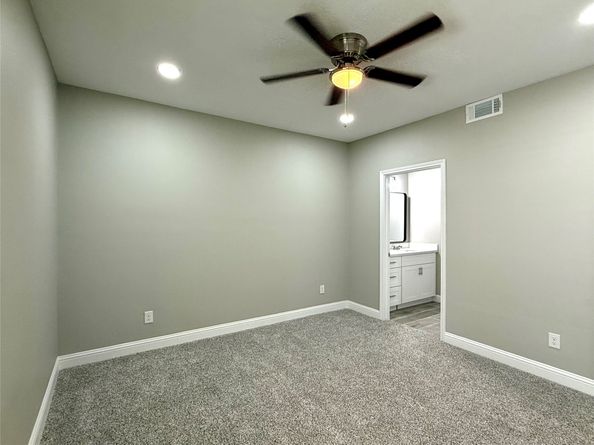 9707 Richmond Avenue 73, Houston TX 77042