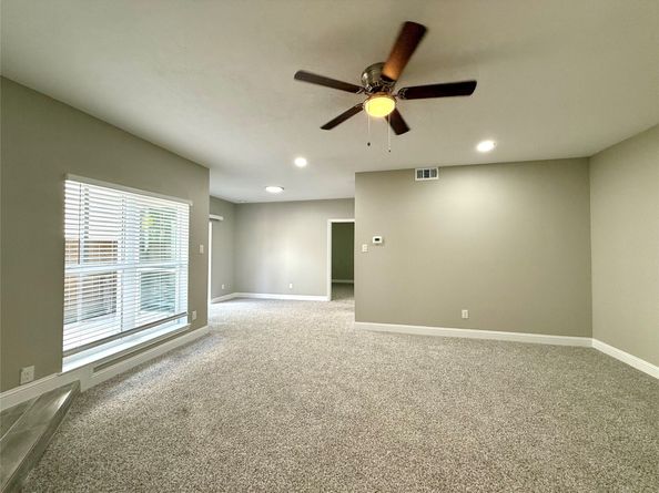 9707 Richmond Avenue 73, Houston TX 77042
