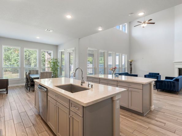 27975 Presley Park Drive, Spring TX 77386