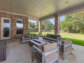 27975 Presley Park Drive, Spring TX 77386