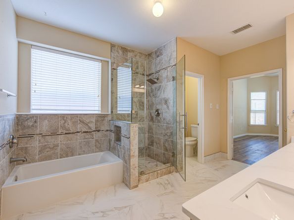 18418 Lakeview Circle, Houston TX 77084