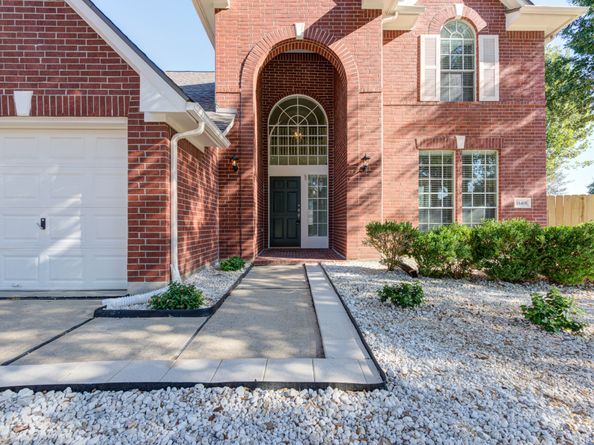 18418 Lakeview Circle, Houston TX 77084