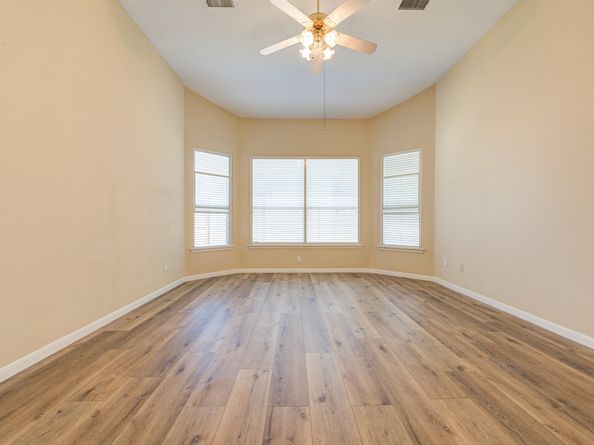 18418 Lakeview Circle, Houston TX 77084