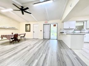 8223 Bellaire Boulevard, Houston TX 77036