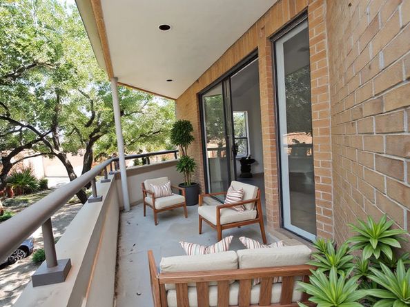 5210 Weslayan Street 207, Houston TX 77005