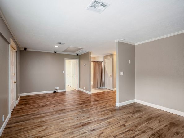 1306 Riverview Court, Houston TX 77077