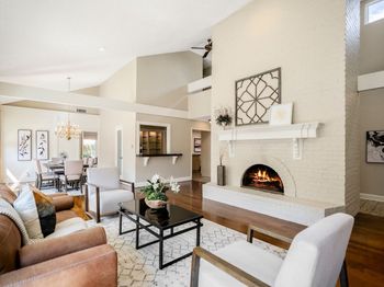1306 Riverview Court